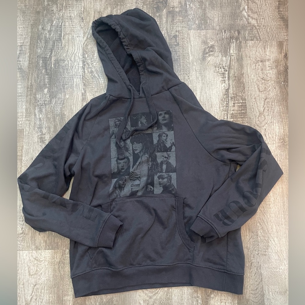 taylor swift eras tour merch!
